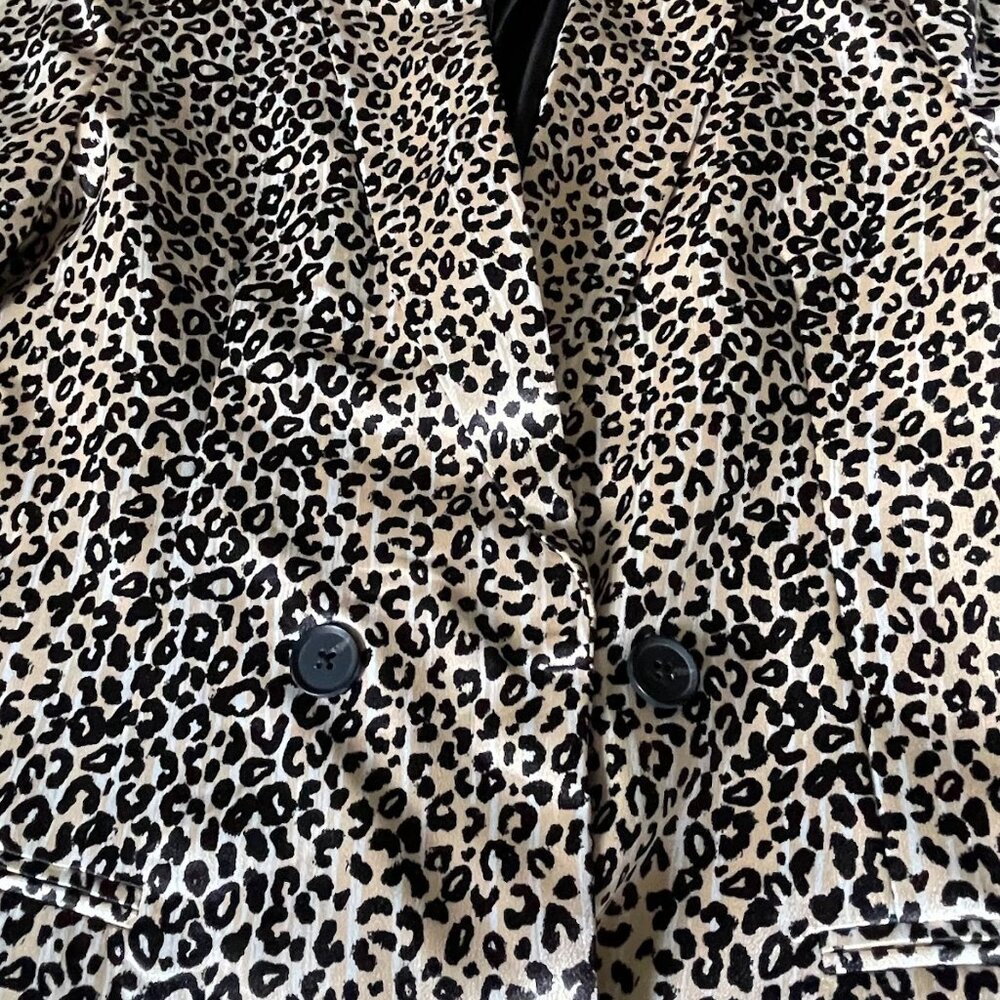 Nine West Double Button Leopard Print Satin Beige… - image 5